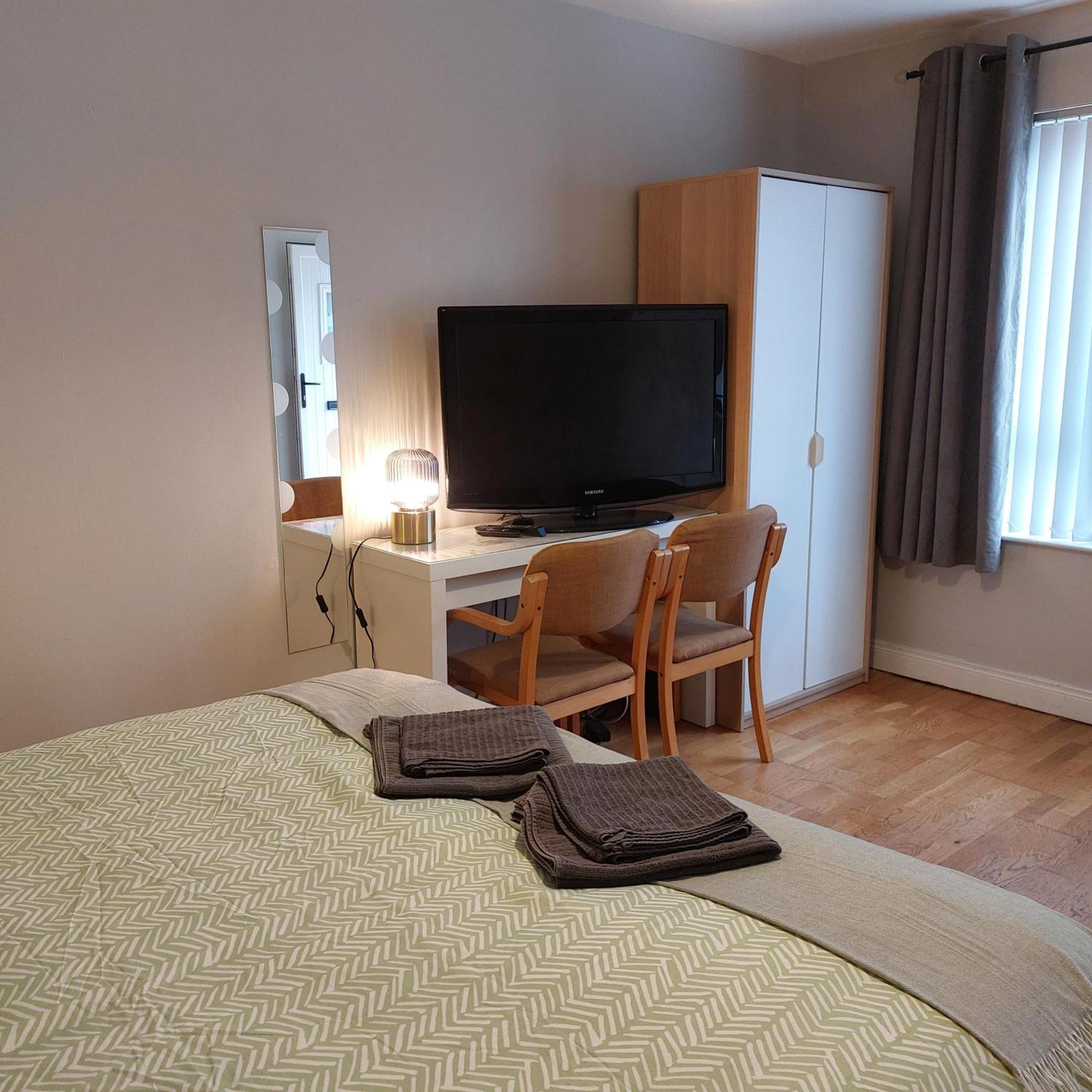 Lawnbrook Town House Hotel Belfast Bagian luar foto