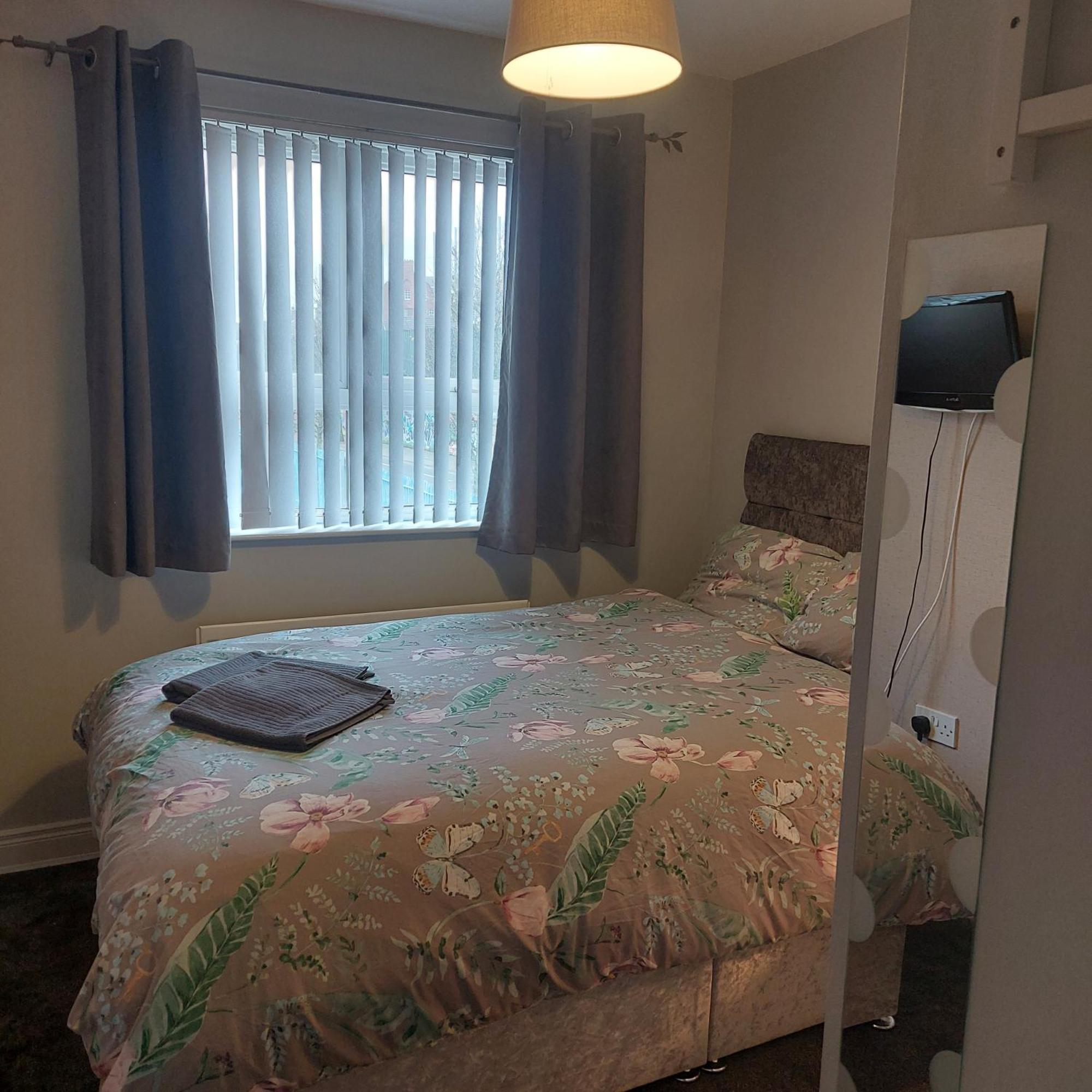 Lawnbrook Town House Hotel Belfast Bagian luar foto