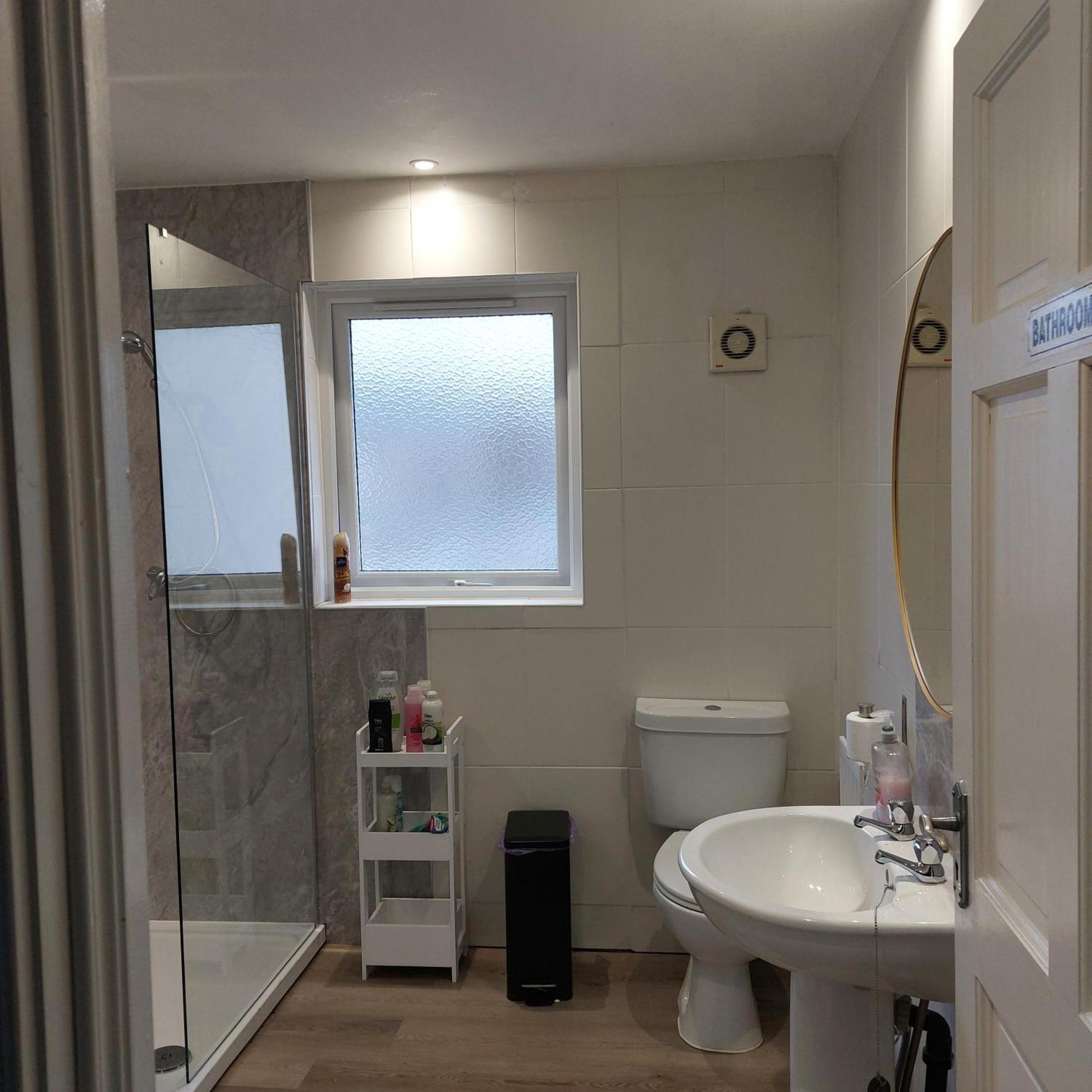 Lawnbrook Town House Hotel Belfast Bagian luar foto