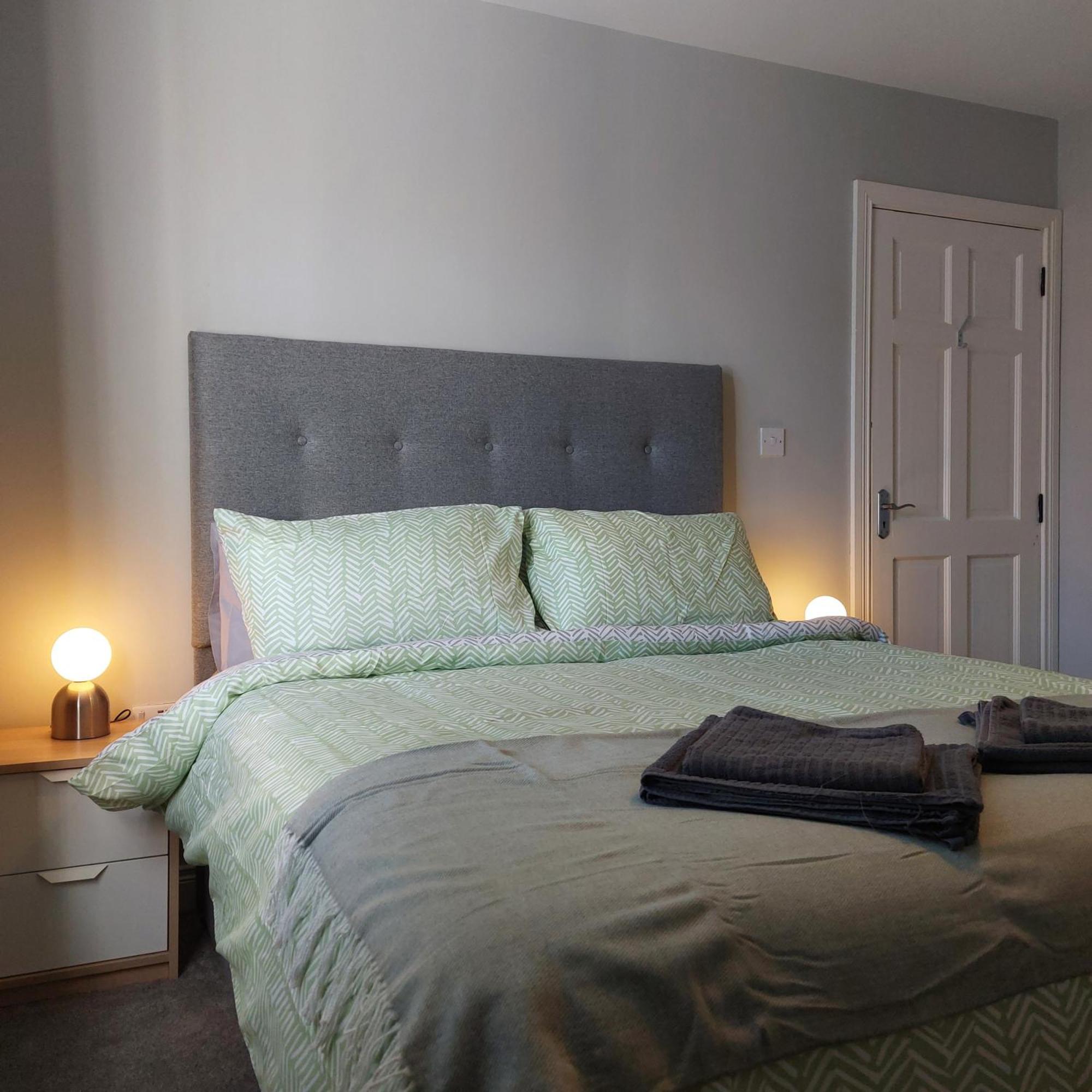 Lawnbrook Town House Hotel Belfast Bagian luar foto